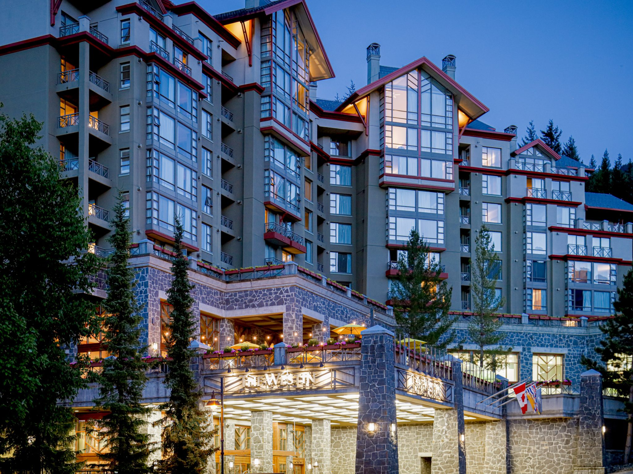 hospitality photography at twilight